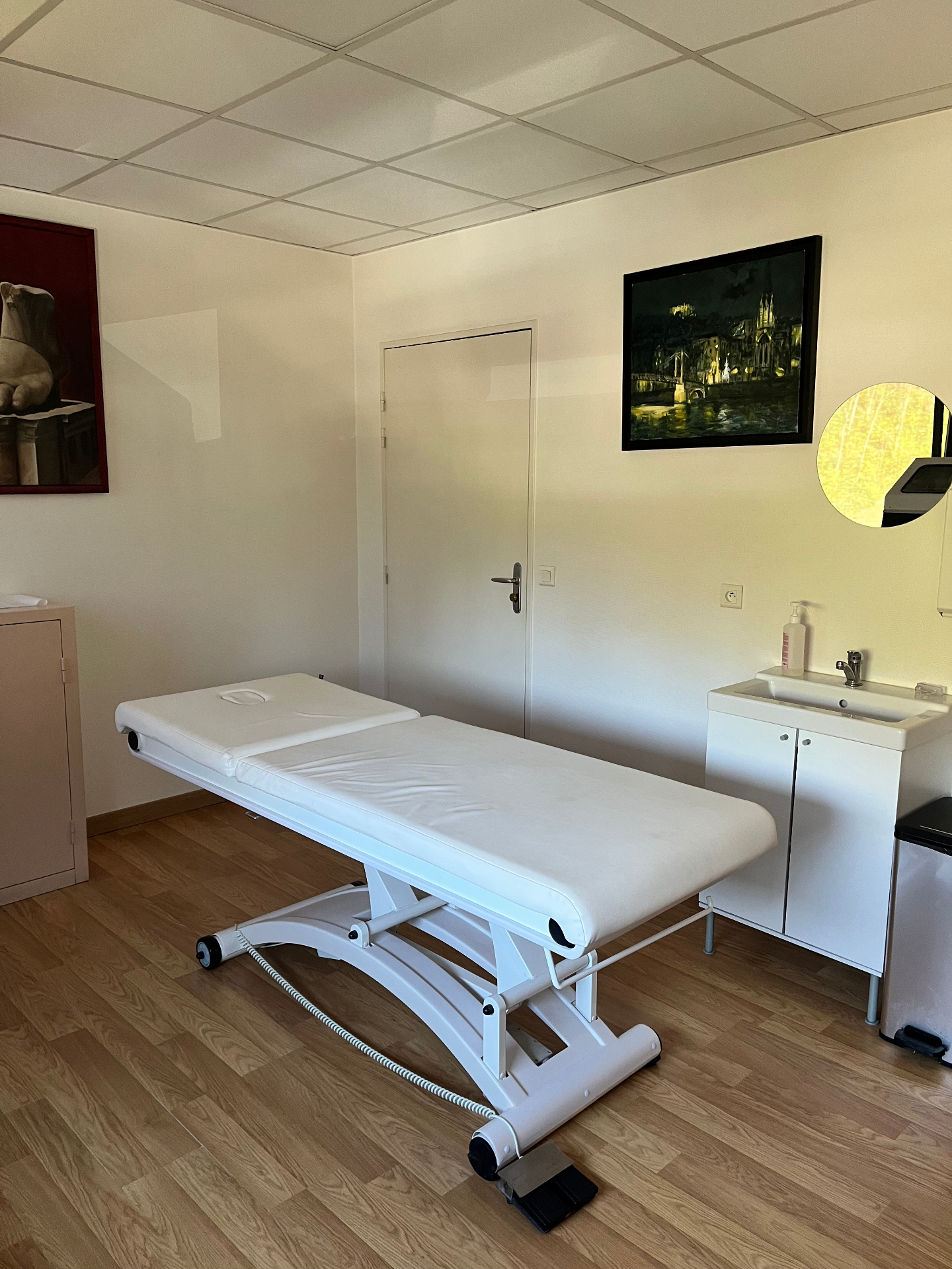 Cabinet d'ostéopathie - salle de consultation